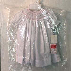 NWT Beautiful smock dress